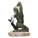 Mulher em pedra sabão